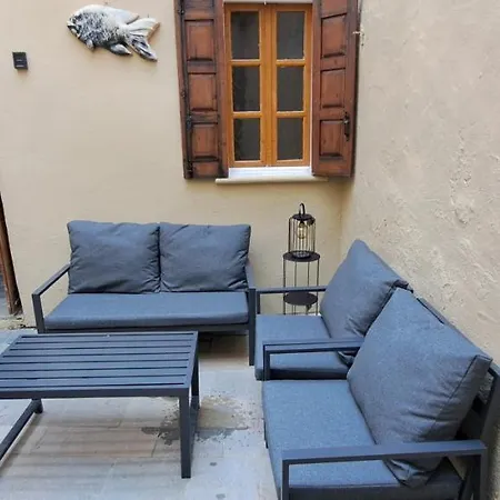 The Retreat In The Heart Of Old Town Rhodes