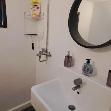 Holiday home The Retreat In The Heart Of Old Town Rhodes *