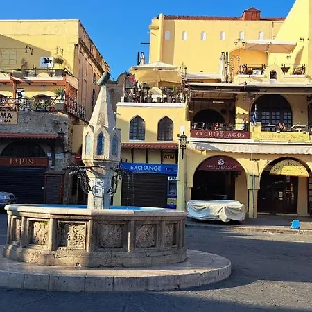 The Retreat In The Heart Of Old Town Rhodes Semesterbostad *